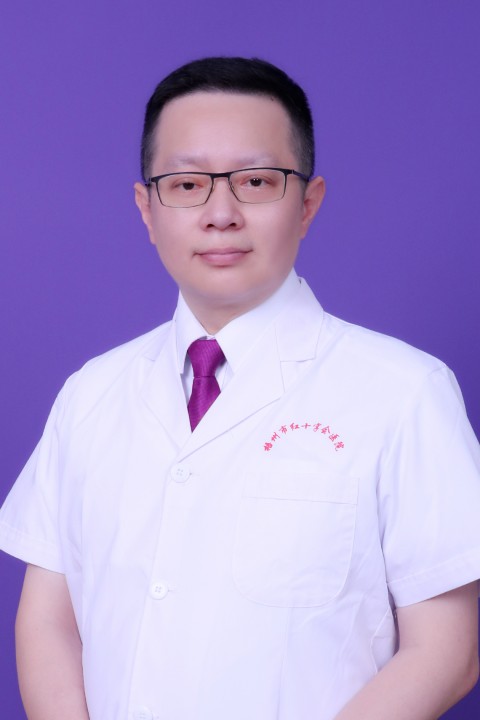 李刚